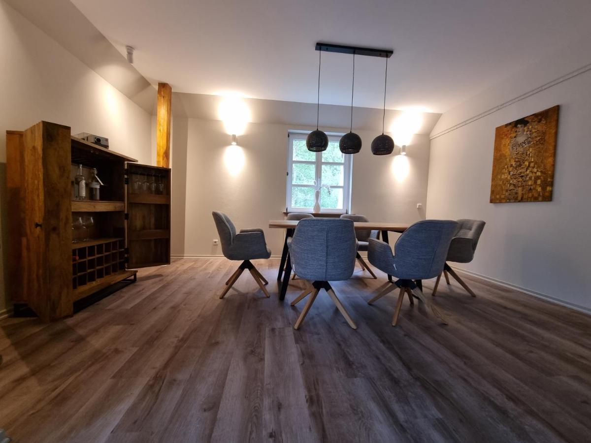 5 Sterne Bahnhoftraum, Appartement "Waldliebe" 133Qm, Grosse Terrasse 70Qm, Qr Code Scannen Fuer Virtuellen Rundgang, Premium Ausstattung เบราน์เฟลส์ ภายนอก รูปภาพ
