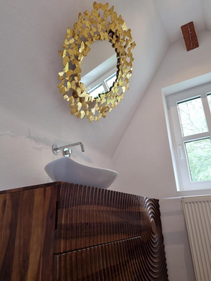 5 Sterne Bahnhoftraum, Appartement "Waldliebe" 133Qm, Grosse Terrasse 70Qm, Qr Code Scannen Fuer Virtuellen Rundgang, Premium Ausstattung เบราน์เฟลส์ ภายนอก รูปภาพ