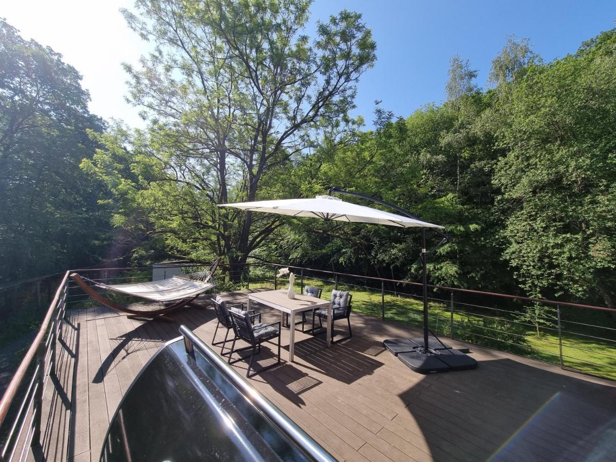 5 Sterne Bahnhoftraum, Appartement "Waldliebe" 133Qm, Grosse Terrasse 70Qm, Qr Code Scannen Fuer Virtuellen Rundgang, Premium Ausstattung เบราน์เฟลส์ ภายนอก รูปภาพ