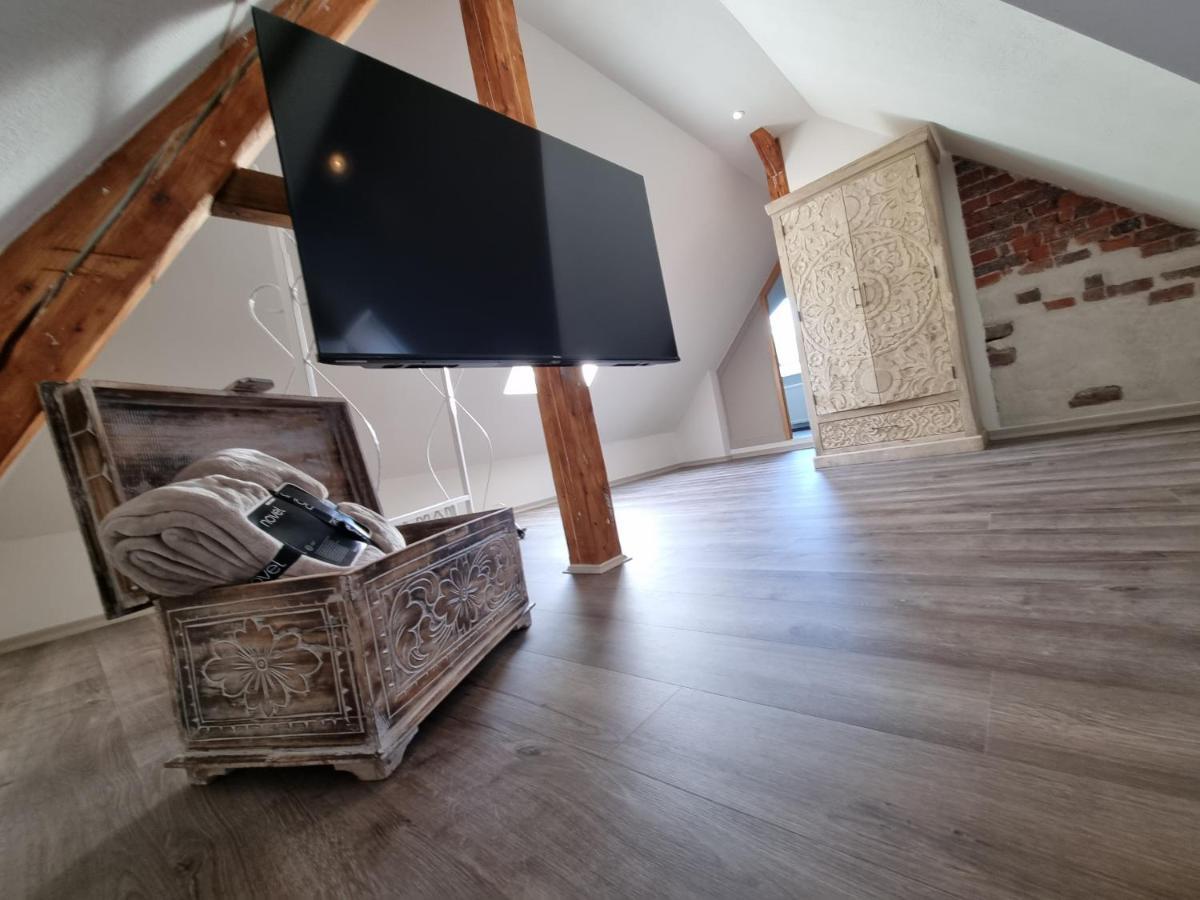 5 Sterne Bahnhoftraum, Appartement "Waldliebe" 133Qm, Grosse Terrasse 70Qm, Qr Code Scannen Fuer Virtuellen Rundgang, Premium Ausstattung เบราน์เฟลส์ ภายนอก รูปภาพ
